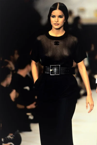 Look 27